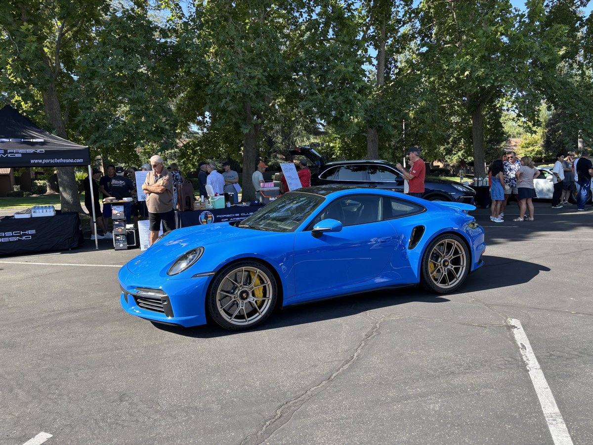 carsonfort8's tweet photo. Best of Porsche Club Cars &amp; Coffee (August 2026) 

Complete Gallery: https://t.co/ioW3VRTUNQ https://t.co/Kgg7K9MWcA