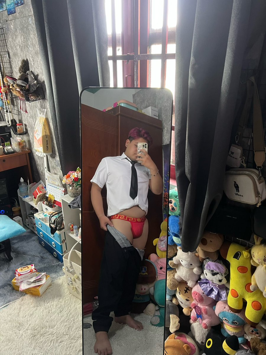 bsoncute27's tweet photo. Không biết anh có sợ độ cao không
Để em biết đường đưa anh lên đỉnh 🫣 https://t.co/vwMHgCMZL4