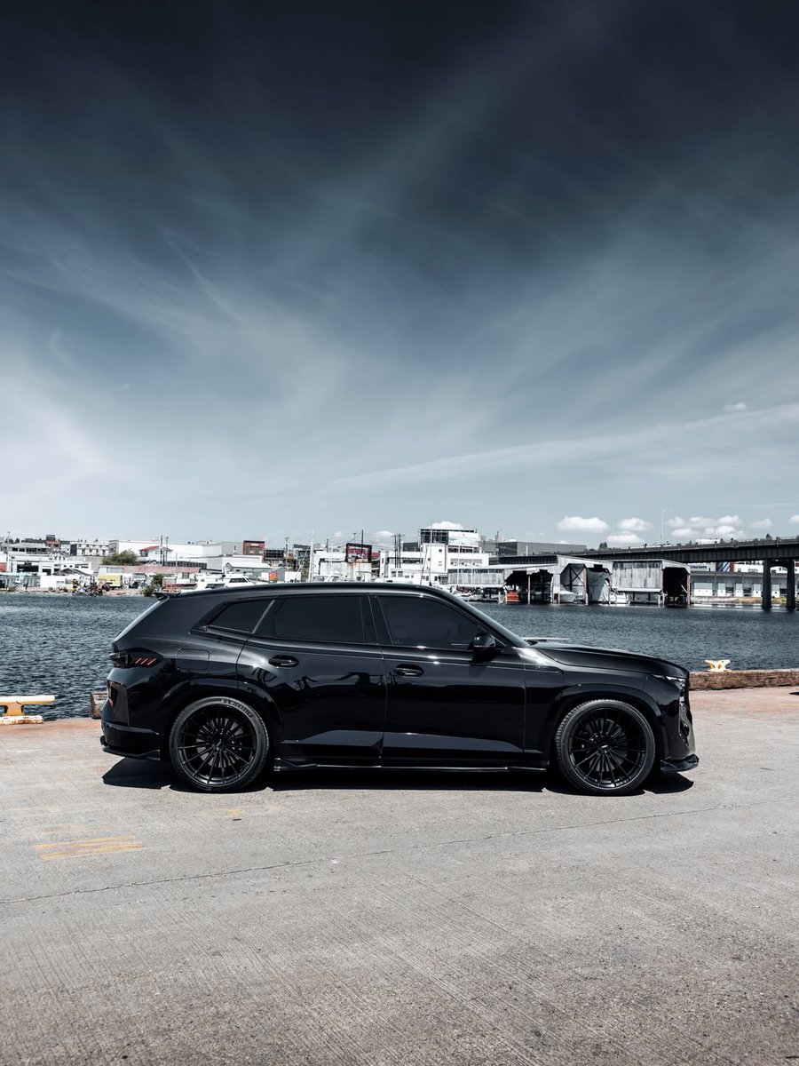 RPMvisualss's tweet photo. Bmw XM https://t.co/5ZxHHDq41s