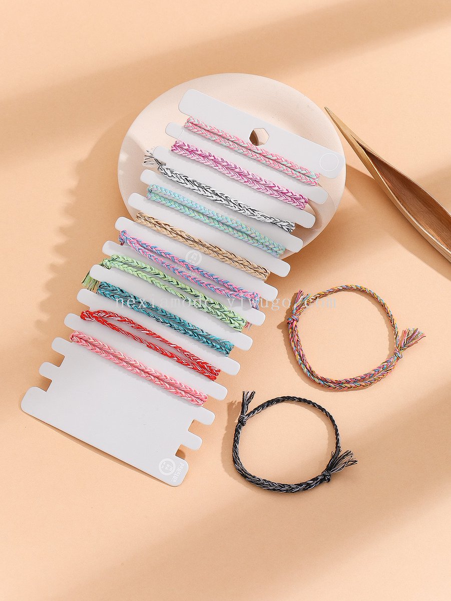 KerriAllen32949's tweet photo. Just finished this custom woven bracelet using 100% recycled cotton yarn—small handmade joy that’s kind to the planet too!  #HandmadeVibes #EcoCraft， https://t.co/rxMfL98FDv