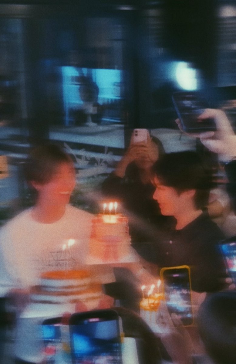 emflaek's tweet photo. Happy Birthday My Firstone😭🎂✨

FIRSTONE TURNED 26
#26thHBDFIRSTONE
#TleFirstone #เติ้ลเฟิร์สวัน https://t.co/7HYqXNNCAb