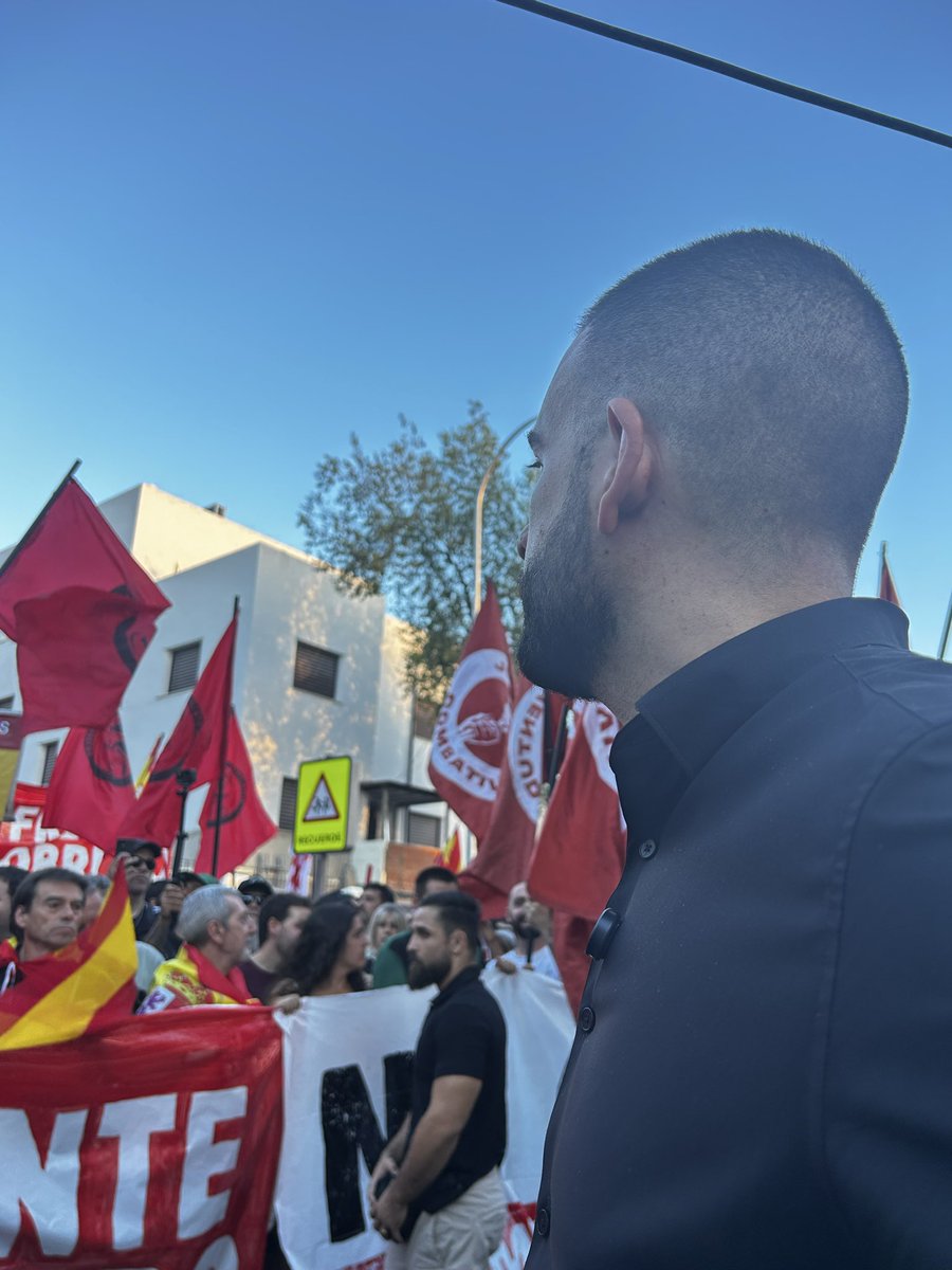 RobertoVaquero_'s tweet photo. Ceuta siempre será española. https://t.co/NwKM9IW4T1