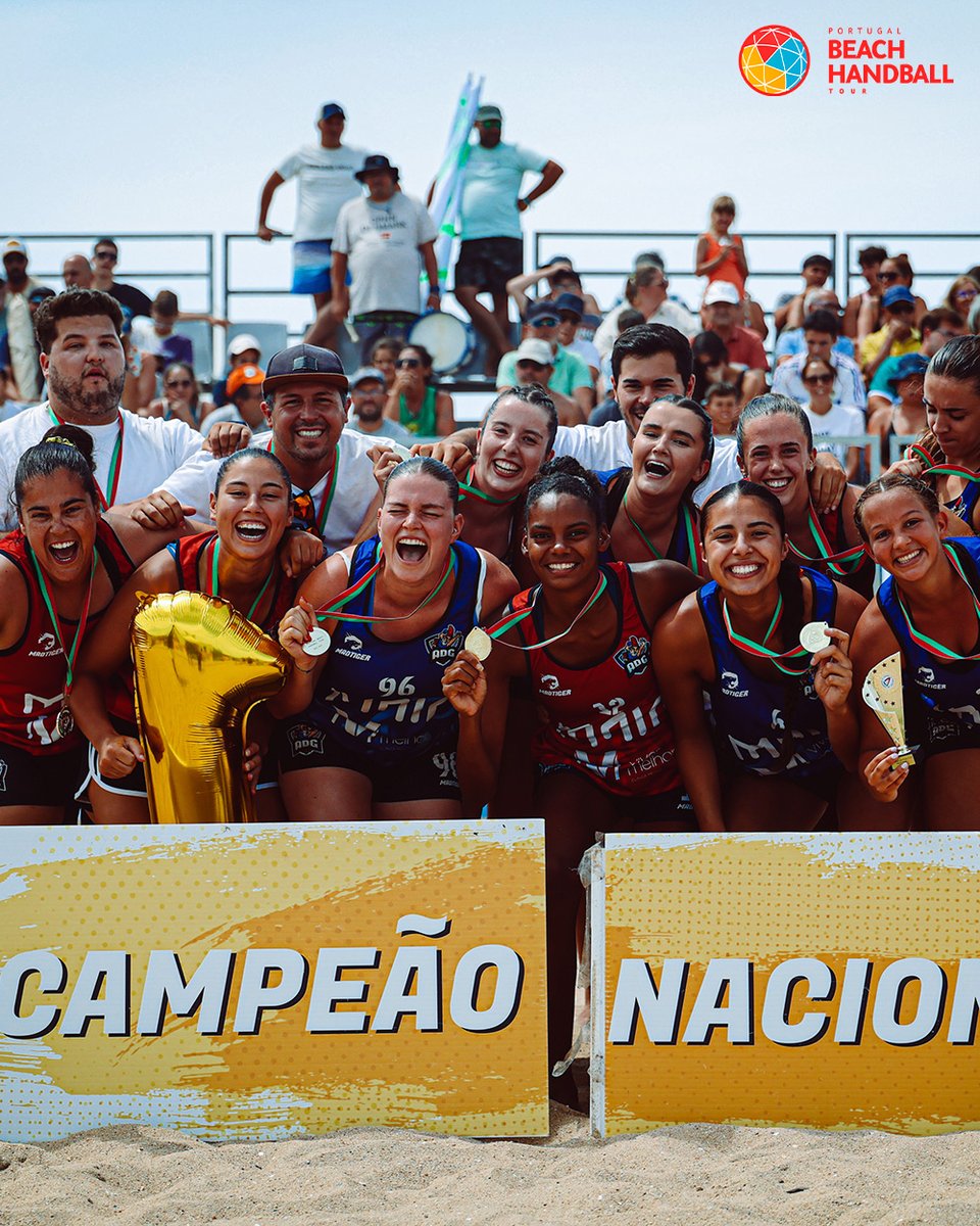 AndebolPortugal's tweet photo. ๐ ๐ ๐๐จ๐ซ๐ญ๐ฎ๐ ๐๐ฅ ๐๐๐๐๐ก ๐๐๐ง๐๐๐๐ฅ๐ฅ ๐๐จ๐ฎ๐ซ ๐ธ๐ถ๐ธ๐ผ fechou com chave d'ouro ๐
Dos pรณdios aos prรฉmios individuais โค๏ธโ๐ฅ Espinho voltou a ser palco do Andebol de Praia ๐ฅ๐
#andebolportugal #beachhandball #pbht https://t.co/ta4qMjM34l
