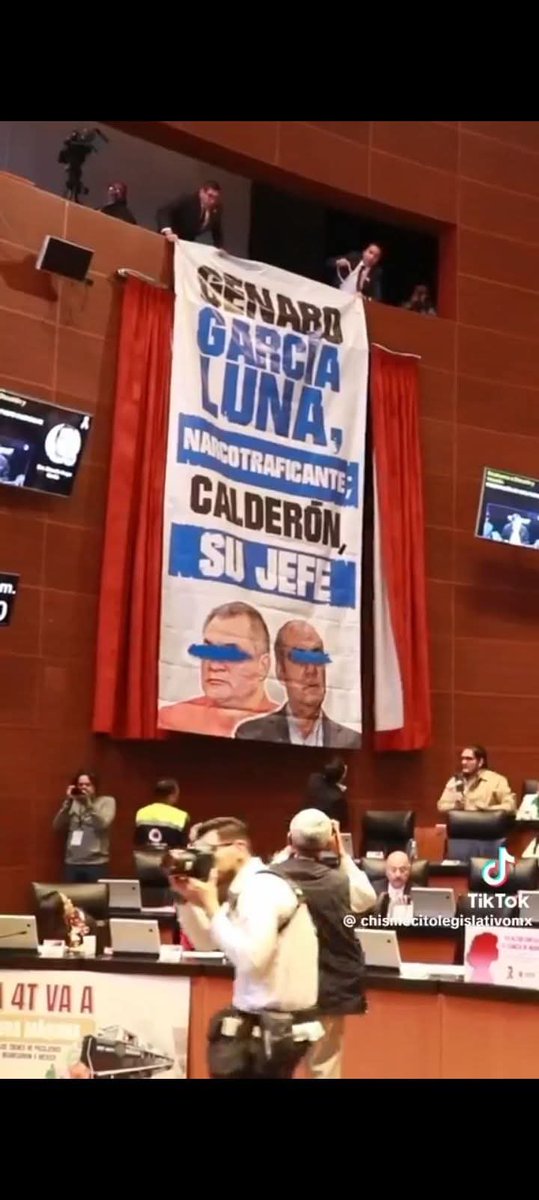 AldoTenaNet's tweet photo. @rico_jhony4611 @LOVREGA Los pro MORENA; Genaro García Luna si es culpable porque es del pan, no hace falta pruebas y está bien que EEUU lo haya capturado, los mismos pro MORENA; Rocha Moya es inocente porque es de morena, que EEUU lo acuse es intervención extranjera, pinche mamón 😅🤣 https://t.co/iEJfMCrCnq