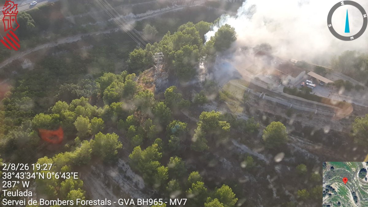 GVA112's tweet photo. (20.52 h) Actualització. Segons informa @BomberosDipuALC , l'incendi de vegetació a #Teulada està extingit https://t.co/b32AOQSBEd