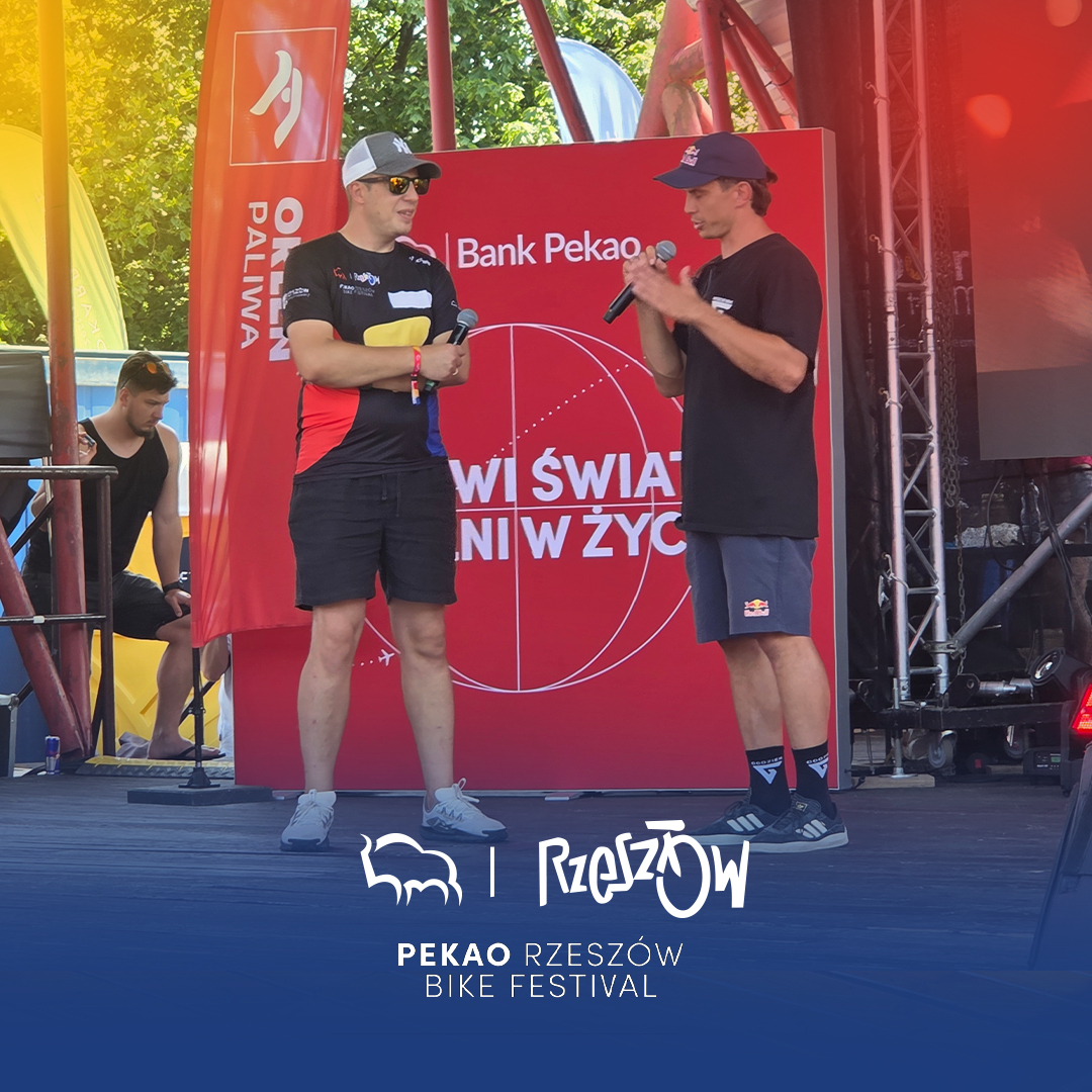 BankPekaoSA's tweet photo. Ten weekend możemy opowiedzieć przejechanymi kilometrami, uśmiechami i niesamowitą energią!🔥

Pekao Rzeszów Bike Festival połączył miasto, sport oraz miłośniczki i miłośników dwóch kółek 🚴‍♀️
Sportowa zajawka najmłodszych pokazała, że rowerowa pasja może zacząć się naprawdę wcześnie. W strefie Pekao też było super aktywnie: energię można było wykręcić na rowerze i zamienić ją w koktajl, zrobić ozdoby na rower i przypomnieć sobie zasady bezpiecznej jazdy.

Dzięki, Rzeszów!  Do zobaczenia

#Pekao #PekaoRzeszówBikeFestival