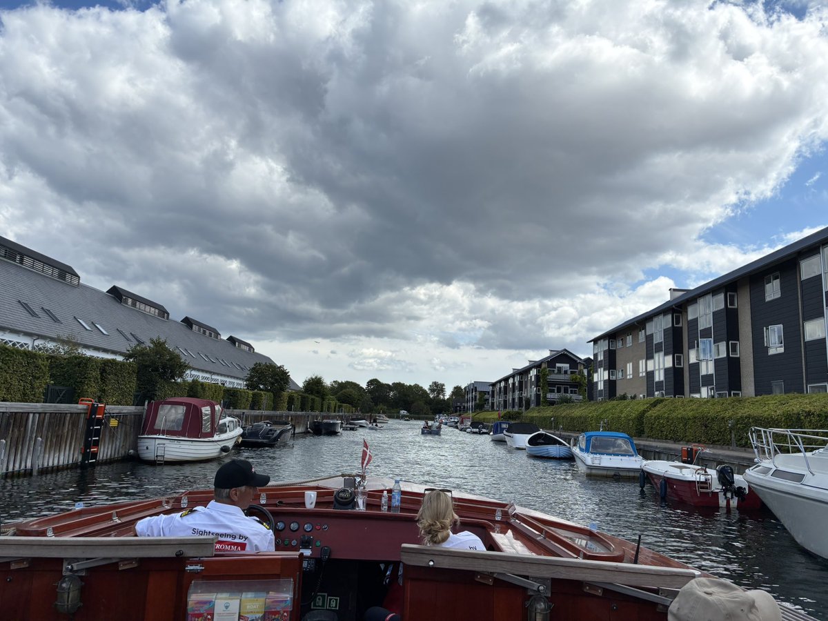 lyricandepic's tweet photo. Enjoying Copenhagen's best views from the water... ⚓ https://t.co/3H35sSMRwG