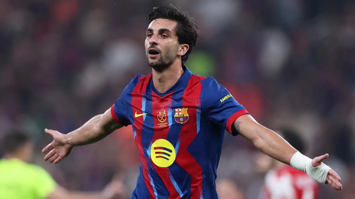 nautfcb's tweet photo. they benched ROBERT LEWANDOWSKI just so you could have your minutes and confidence but now you “don’t feel appreciated by the club”

what has this guy honestly done for this club? https://t.co/TjivIMQXYA