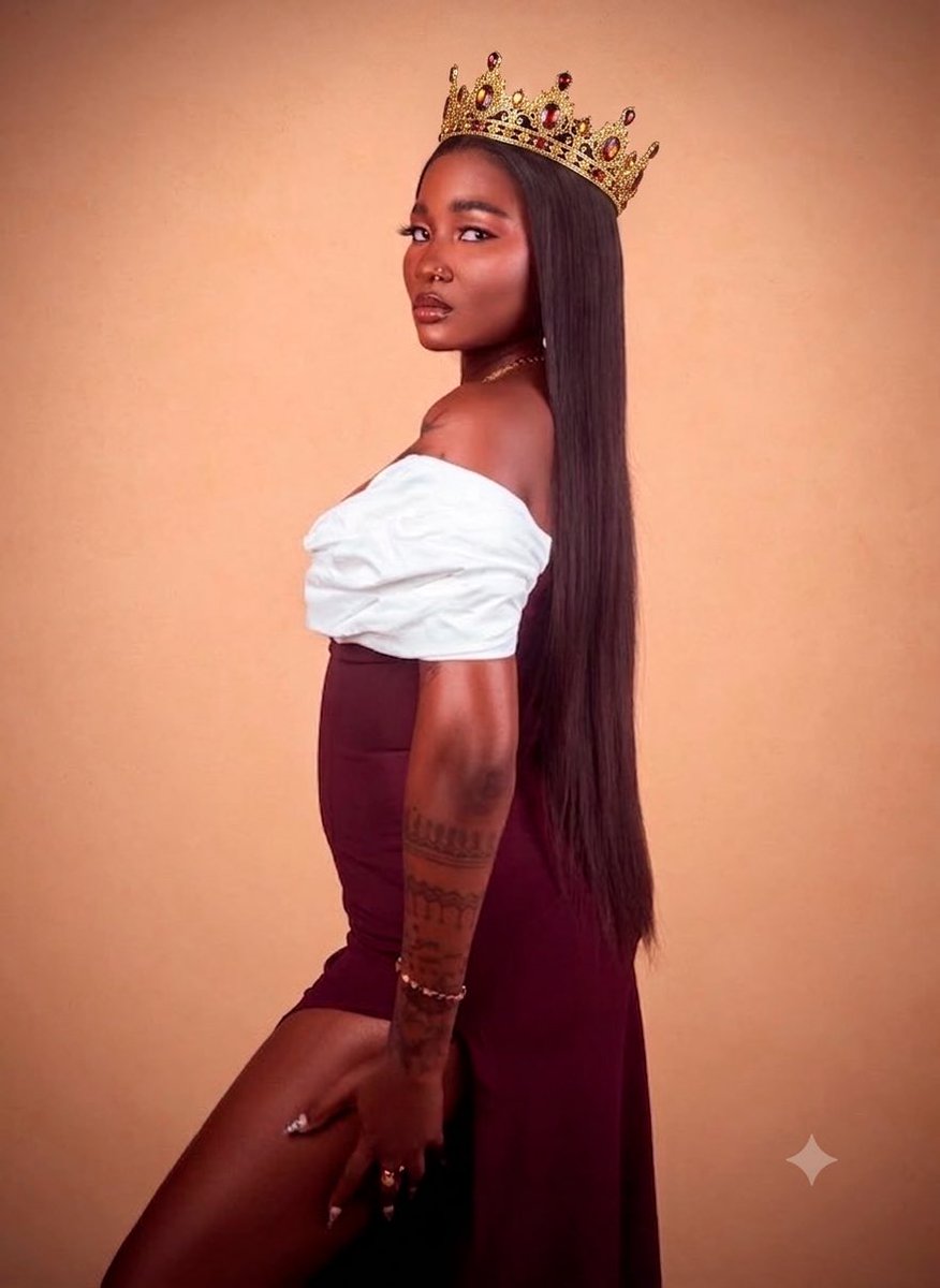 DeborahYeboah16's tweet photo. Queen of Highlights 🔥🔥
She is Goddessa🔥🔥🔥😍😍

#bbnaija https://t.co/izeVsg1Yc2