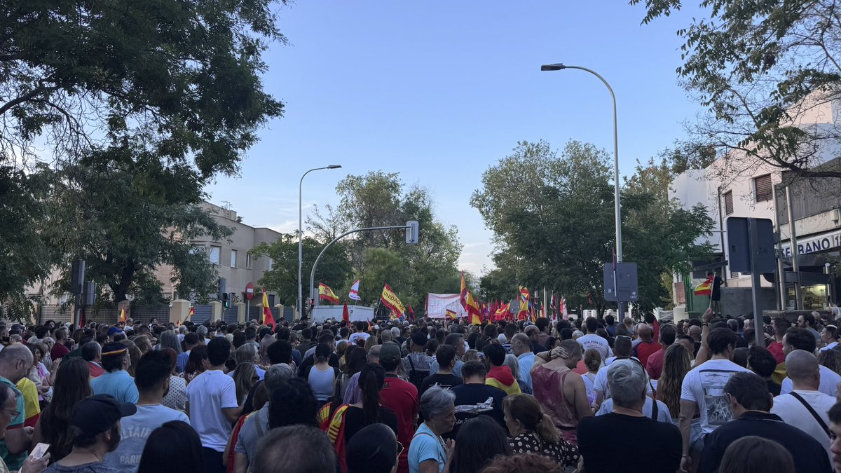 Espball's tweet photo. Ceuta o muerte. https://t.co/3vpulCMdRc