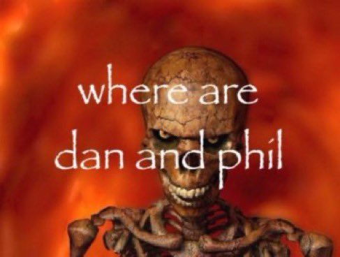 flowrsdnp's tweet photo. it’s eight. @danielhowell @AmazingPhil https://t.co/ZxMeyrOBTu