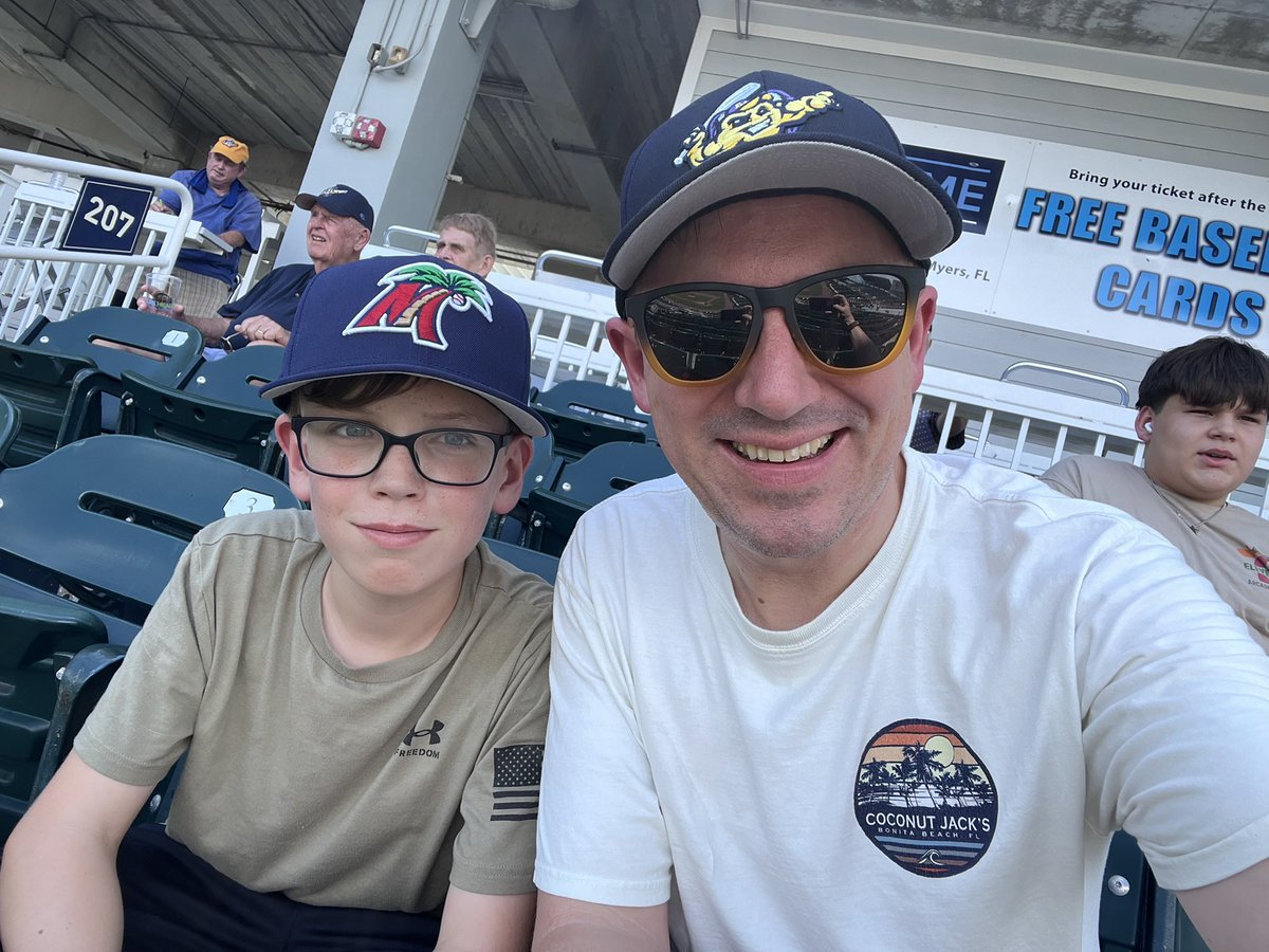 THEjoelowry's tweet photo. Great time at the @MightyMussels game, including getting to see Twins prospect and 3rd overall draft pick Vahn Lackey play. I saw CC Sabathia 20+ years ago make his debut with the Single A @mvscrappers. Will we add Lackey to that list of future all stars? https://t.co/p9EqFSLLpK