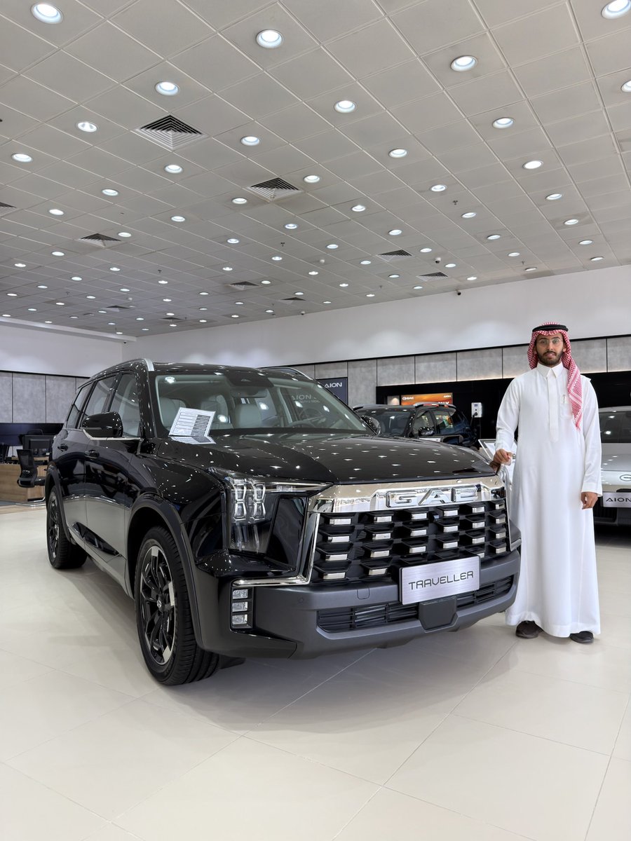 almurabanet's tweet photo. جي أيه سي GS8 ترافيلر 2026 من الجميح 🇸🇦🔥

تجي بمحرك 2.0 تيربو GDI بعزم 400 نيوتن متر، مع قير AISIN أوتوماتيك 8 سرعات، ودفع رباعي، و3 صفوف تتسع لـ7 ركاب.

✅ شاشة لمس 14.6 بوصة
✅ شاشة عدادات 12.3 بوصة
✅ 10 وسائد هوائية مع وسادة لركبة السائق
✅ دخول سهل للصف الثاني
✅ مقاعد الصف الثالث كهربائية
✅ تهوية لمقاعد الصف الأول

💰 تبدأ أسعارها من 121,749 ريال شامل الضريبة، مع توفير يصل إلى 30,590 ريال.
