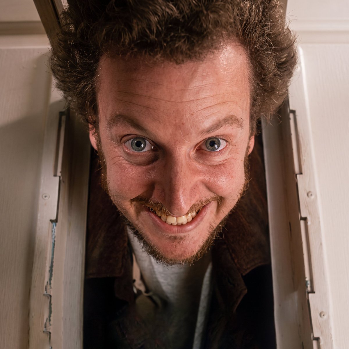 CoveredGeekly's tweet photo. This is to anyone born before 1993

You are now older than Marv was in Home Alone https://t.co/kBnh5xzkTM