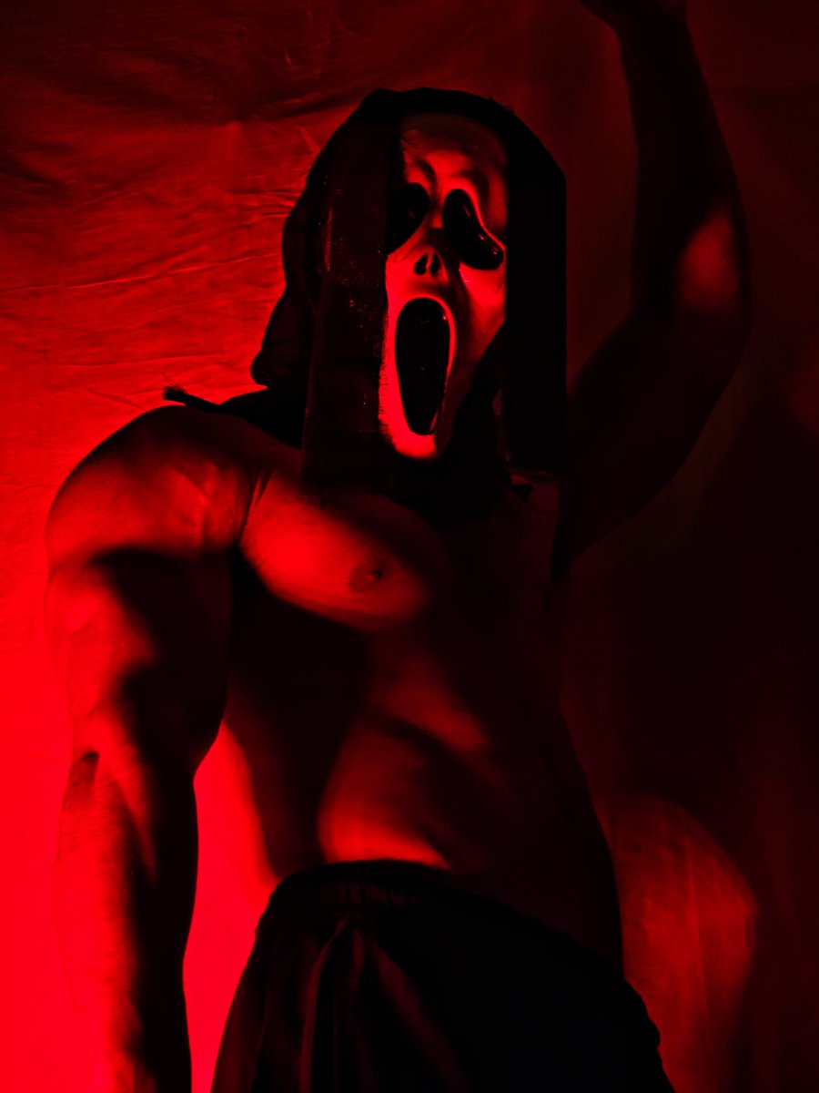 skullreign9's tweet photo. https://t.co/T5V4XGYgYC