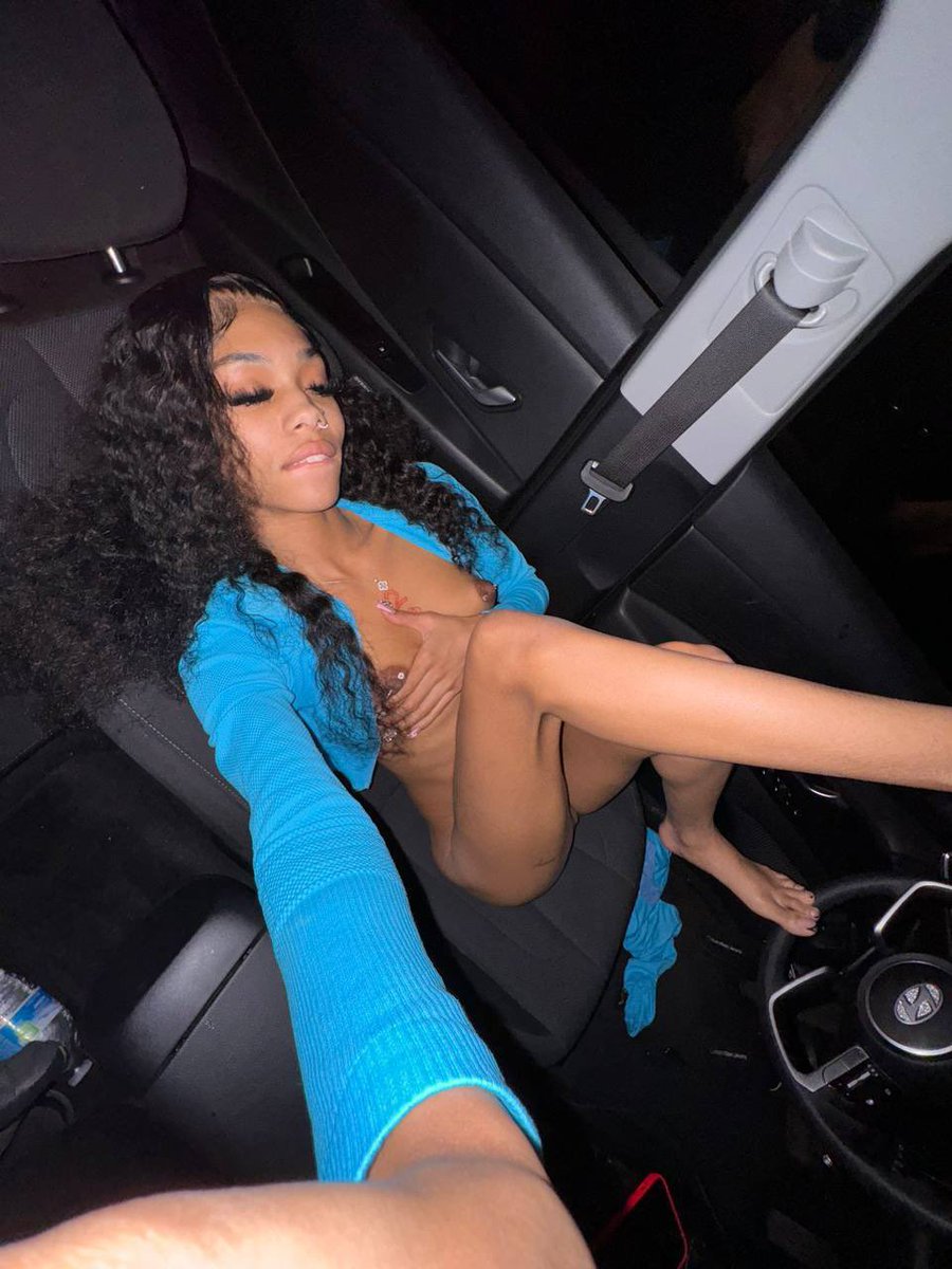 SillyMe_Chy's tweet photo. Who’s tryna linkup? #atl #atlmeets #atlfreaks #atlmeetups https://t.co/EcwmKWQVpa