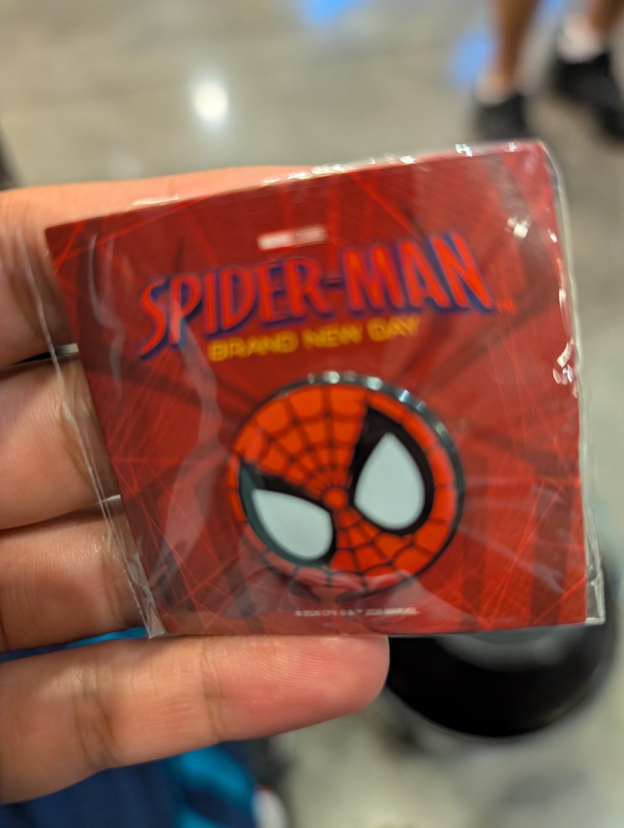 jackvarnadoiam's tweet photo. ABSOLUTELY LOVED THIS MOVIE!!!!!! #spiderman #brandnewday #marvel #spidermanbrandnewday https://t.co/Zjg31WxfkP