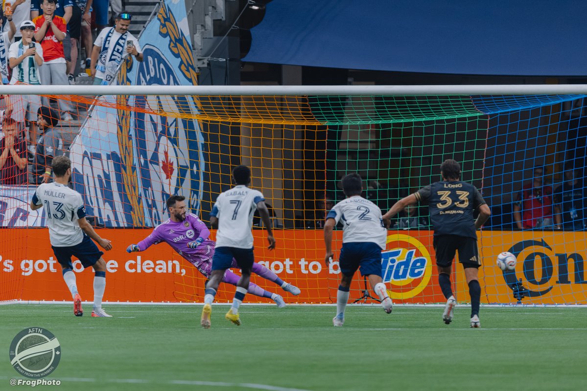 aftncanada's tweet photo. 📸THE STORY IN PICTURES: A return to BC Place, a bumper crowd, a visiting team that Tshowed little attacking threat. That was the story of the 1-1 draw between #VANvLAFC.

Our team of @residualimage and @frogphoto captured the action for us.

https://t.co/TjDLAqs5xA

#VWFC #MLS https://t.co/5OhR67MX7j