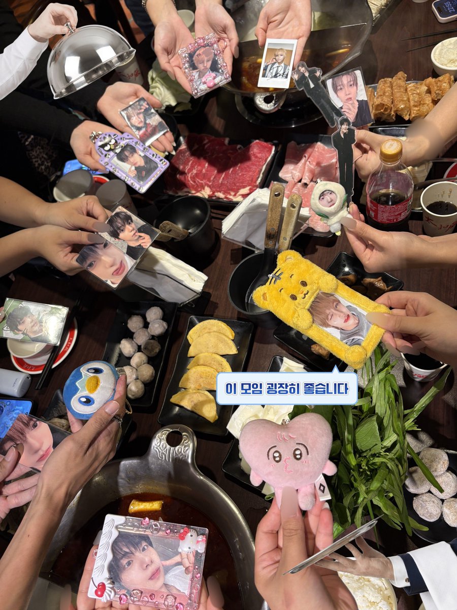 myluv_423's tweet photo. 아홉보다 포하를 더 사랑하는 모임 ♡

@STEVENsz04 
@about0906 
@teamjuwon 
@fire_0906 
@JJANGWOO72 
@tangtang_hooroo 
@S1225A1 
@tokkiwink_ 
@wooanii 
@hoho_pjw 
@Mikang5o https://t.co/wIFqjSqp21
