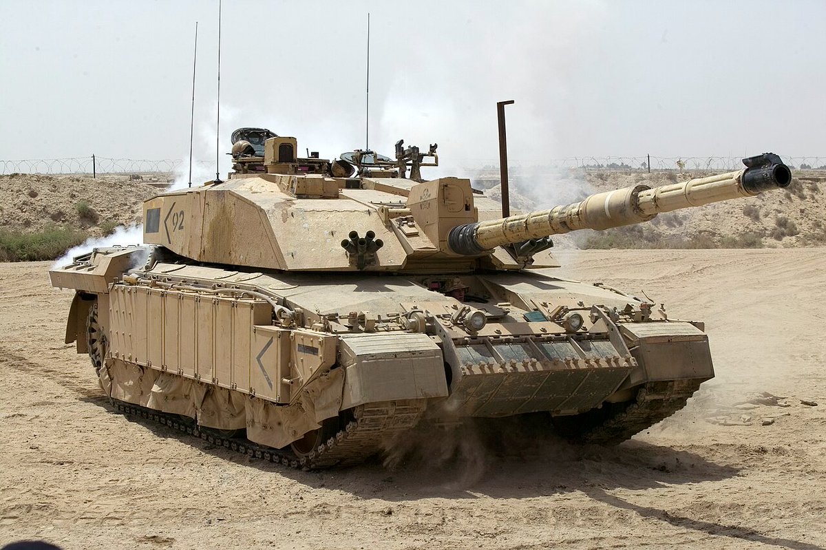 Globalarmy1293's tweet photo. @NATO_RPacc "Big guy abrams here is into a X-tank of the Xenoforce" - challenger 2

"I will fucking destroy you." - abrams https://t.co/kNivlEicAH