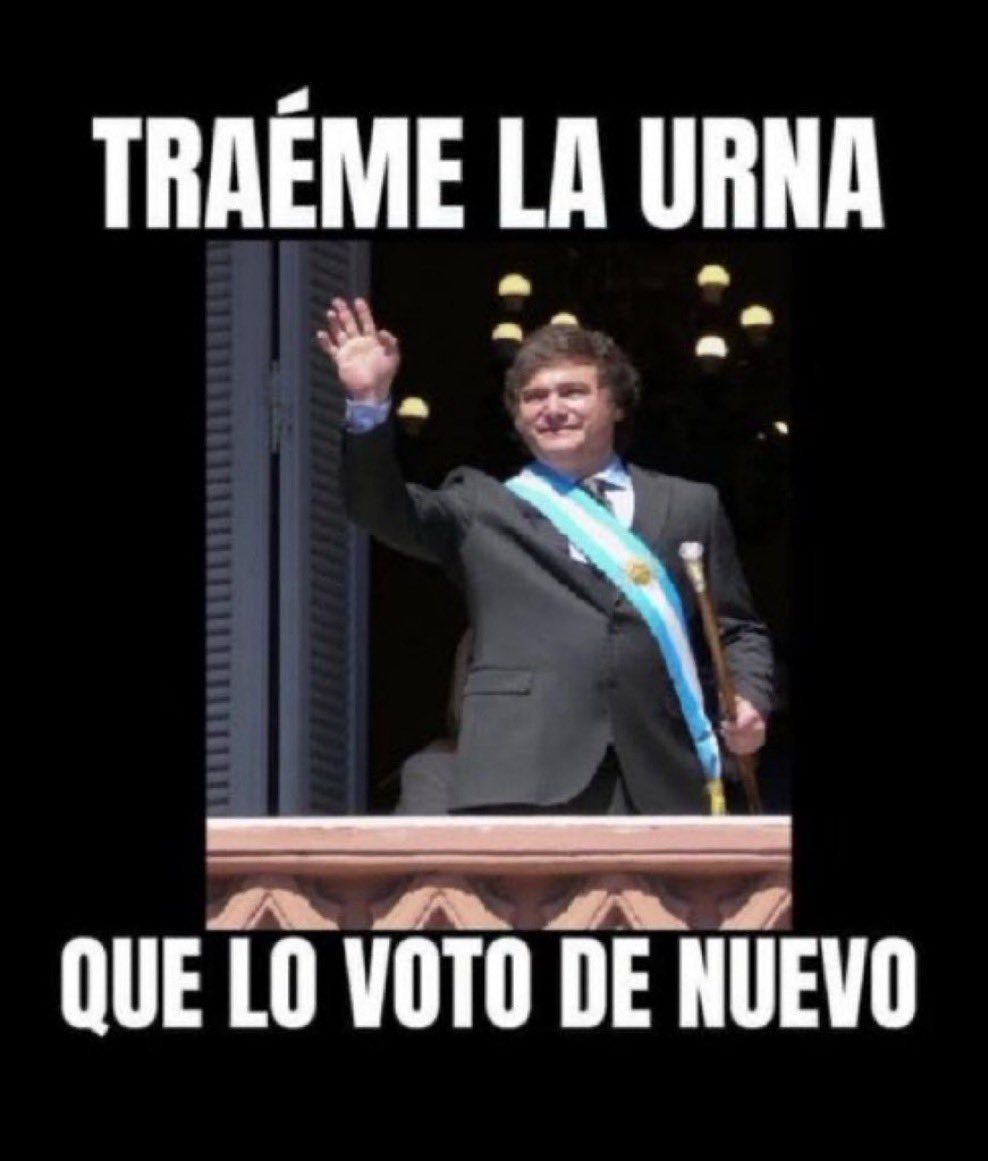 maxchobi's tweet photo. Siempre y en todo momento @JMilei https://t.co/BLOpkraDhe