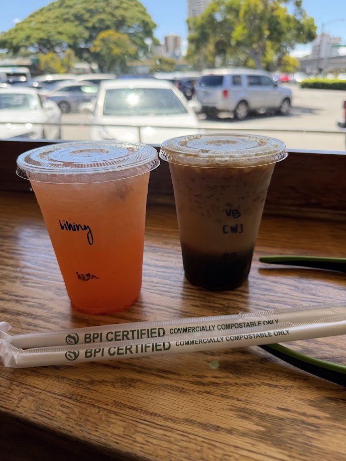 IvDogg's tweet photo. #SaiminHeaven #WaimaluShoppingCenter #MilkTeaWay #VizzyHardSeltzer #PitchSportsBar #SALTKakaako #CoffeeBeanAndTeaLeaf #Heineken #StanlyCup #SunsetBeach #NorthShore #Untappd #SoonHari #BudLight #BackAlleyCafe #Soju #Boba #Waimalu #Aiea #Kakaako #Kapahulu #Honolulu #Oahu #Hawaii https://t.co/5vsPpg0Eh4