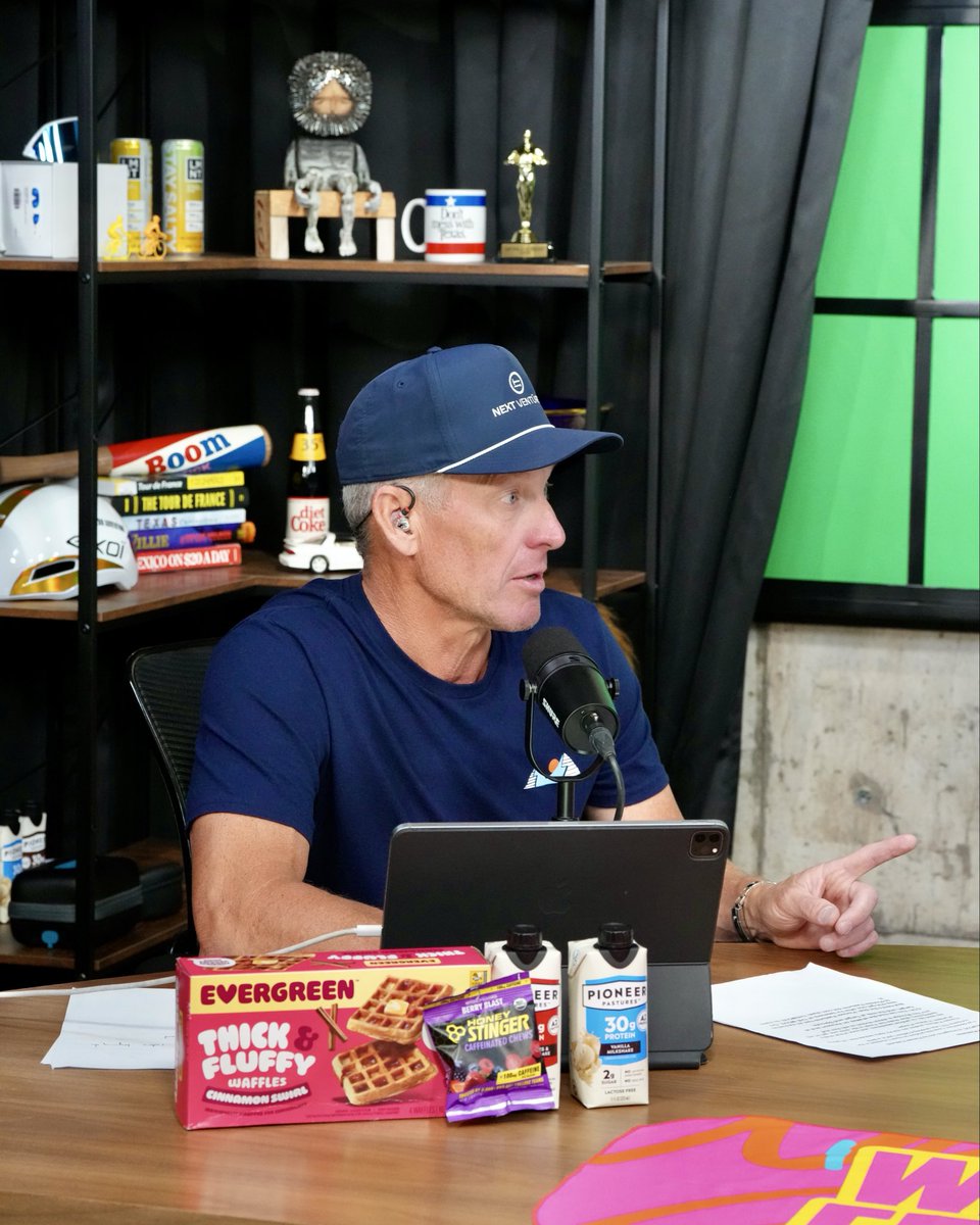 wedusport's tweet photo. THEMOVE TDF Femmes Stage 2 - @lancearmstrong @AMTetrick and @mariholden discuss @lorenawiebes second @LeTourFemmes victory and another perfectly executed finish from @teamsdworx and Greta from Charlotte asks, “How do the girls go to the bathroom when they are riding their bikes?” https://t.co/a0f1TT8t32