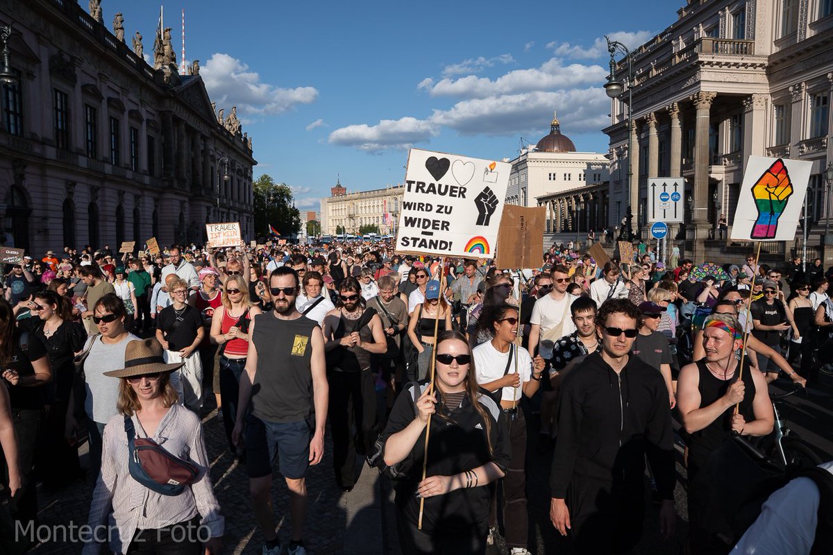 Montecruzfoto's tweet photo. 02.08.26 Berlin. "From Grief to Rage to Resistance" demonstration after the attack against CSD pride in Berlin and against the racist incitement.  

#B0208 #Widerstand #berlinprotests #pride https://t.co/49zyQ4mtou