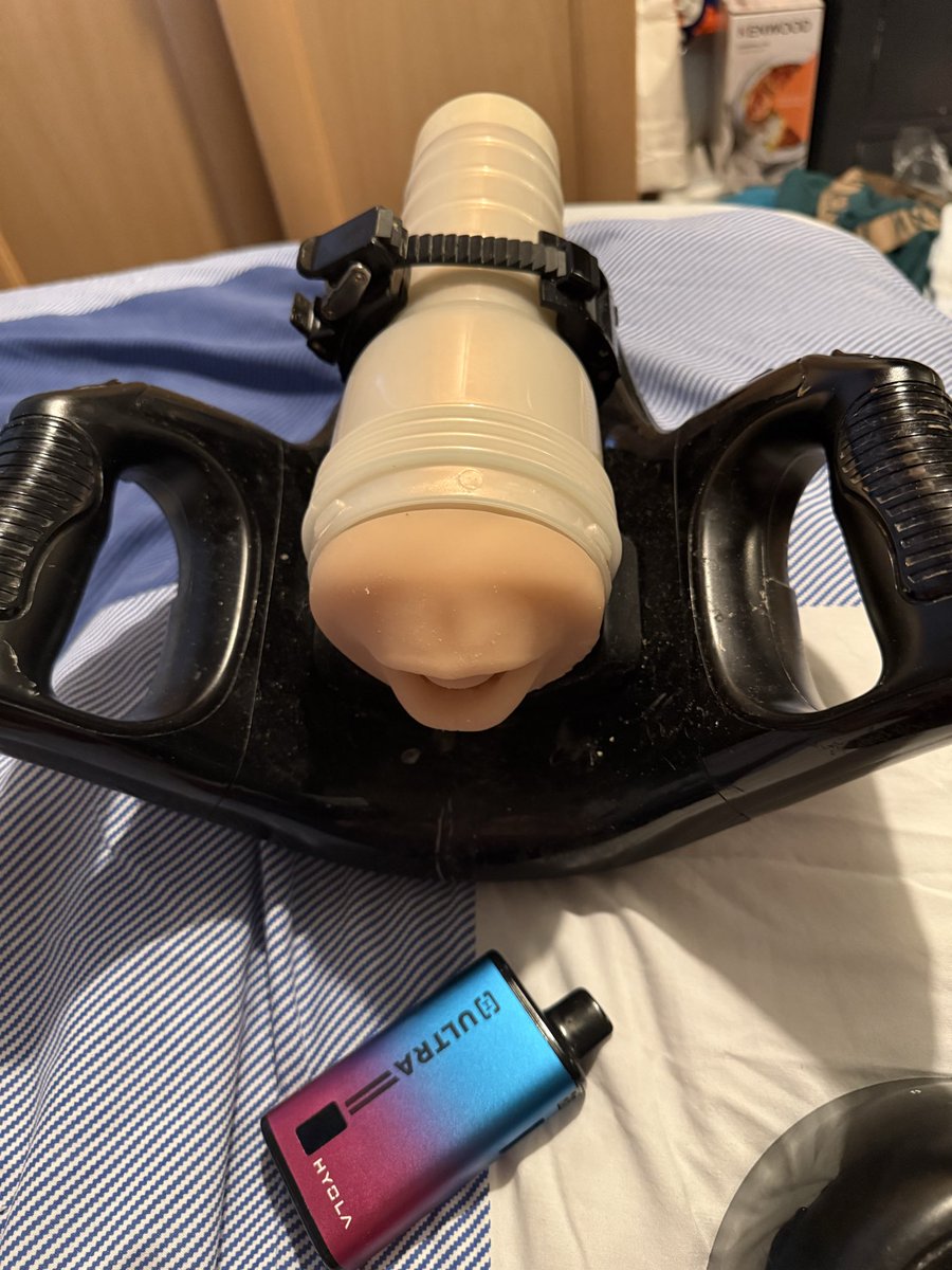 63Mason's tweet photo. After results of using the air drying unit on second setting after applying renewing powder good as new ready to use again @Fleshlight @rileyreidx3 😎👌🏻 https://t.co/RIr7tSiwZb