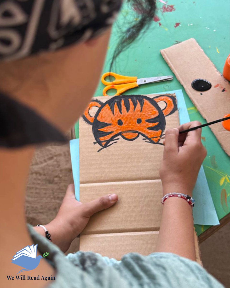 GazaGreatMinds's tweet photo. Good Morning from a tiger coming to life. One careful stripe at a time.
Cardboard and paint turning into something worth smiling at.
#Wewillreadagain https://t.co/gw5m0nBAqb