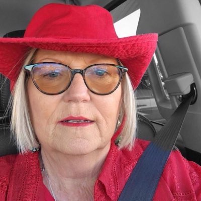 brandySusanah5's tweet photo. #NewProfilePic https://t.co/4kHrPXYmhI