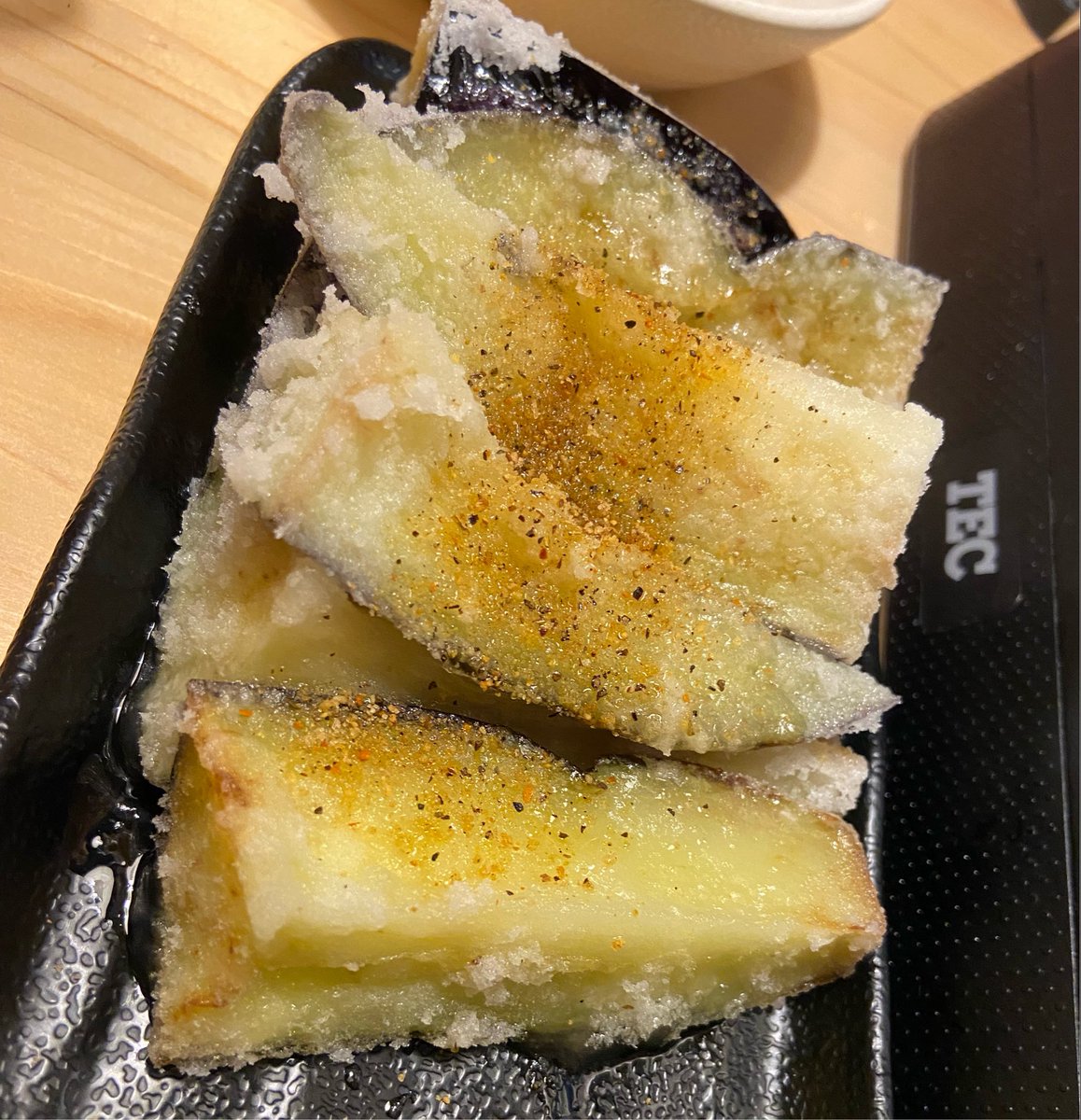 1993_517's tweet photo. 鳥貴族に揚げ那須雄登みたいな新メニューあってめっちゃ美味しかった https://t.co/dkZWaq9Wpp