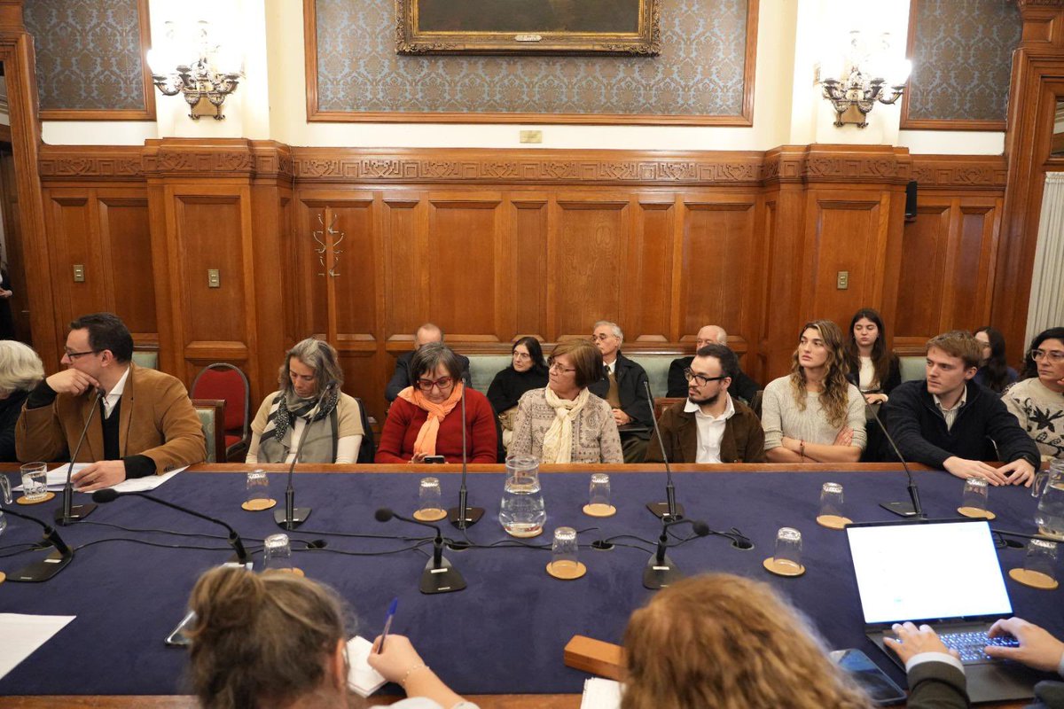 DipRodrigoGoni's tweet photo. La Comisión Nacional de Bioética del Uruguay se prepara para abordar el desafío de preservar lo humano ante los avances científicos y tecnologicos  de nuestro tiempo. https://t.co/O9Z1FfSlNP