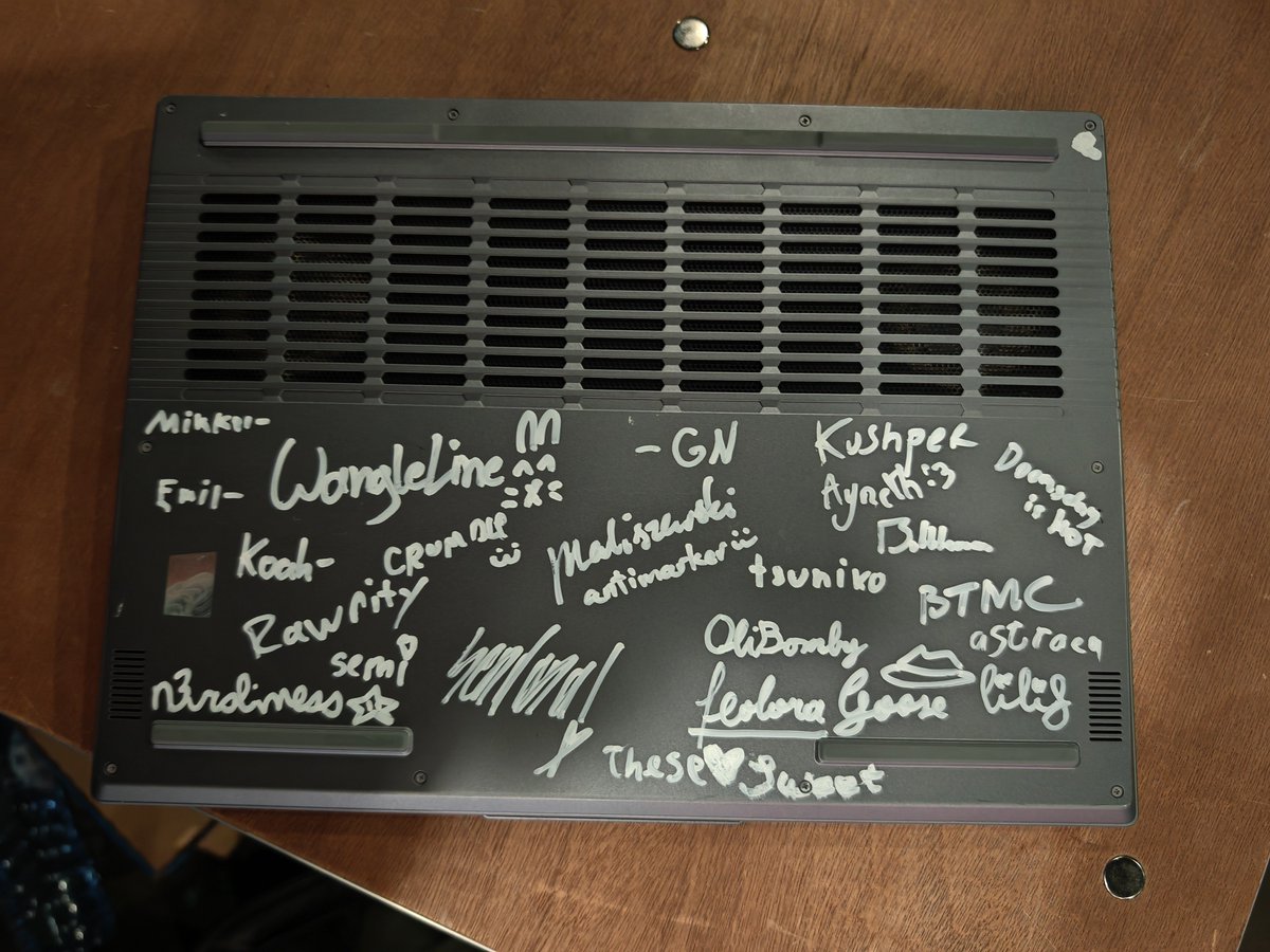 sweetawawa's tweet photo. Last day at #coe2026, friendmaxxed the hell out of this event. Everyone that attended, thank you for the experience that is cavoe <3 https://t.co/DX0E4TTHjh