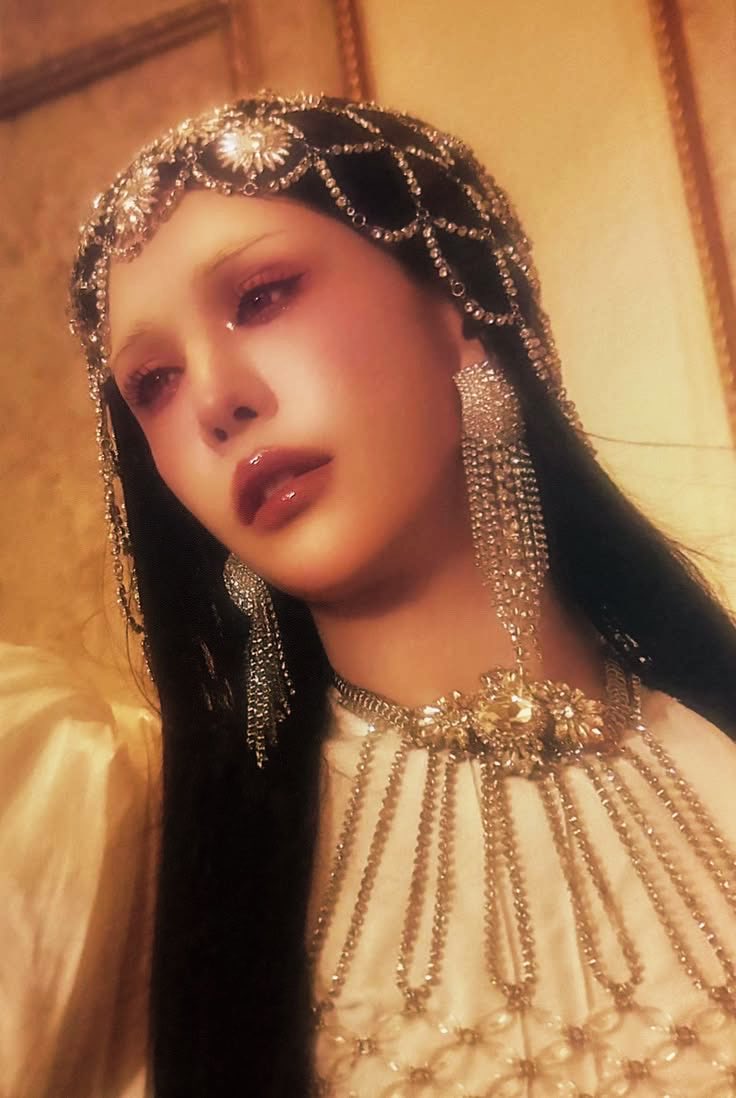 darknesshours_'s tweet photo. 𝓑𝓪𝓲𝓵𝓮 𝓭𝓮 𝓫𝓸𝓪𝓼 𝓿𝓲𝓷𝓭𝓪𝓼 𝓪̀ 𝓕𝓪𝓲𝓻𝔂 𝓣𝓪𝓵𝓮 𝓗𝓪𝓵𝓵

#𝓕𝓐𝓘𝓡𝓨𝓣𝓐𝓛𝓔𝓦𝓮𝓵𝓬𝓸𝓶𝓮𝓓𝓻𝓮𝓪𝓶 https://t.co/P0NJKHGNAS