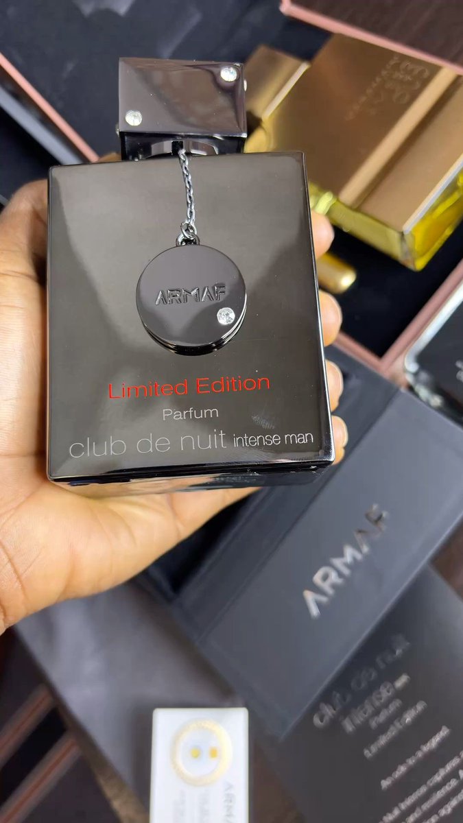 imbrakoby's tweet photo. @Ruf_ayi1 You mean this one? Check the second frame.. Thats Milito’s fav scent 
This one dier I forgot to say, try waaa den get am https://t.co/P4PgODUBqW