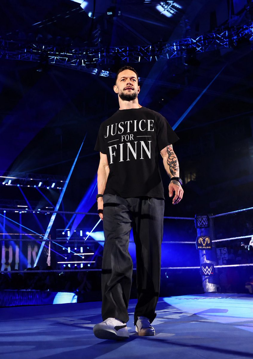 FinnBalor's tweet photo. Justice for Finn #summerslam https://t.co/iWnVoiv7FQ