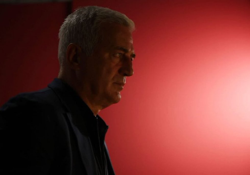 DZFOOTBALLDZ's tweet photo. 🚨Vladimir Petkovic va quitter son poste de sélectionneur ! 👋

🗞️@derradjihafid https://t.co/NHdov6byjX