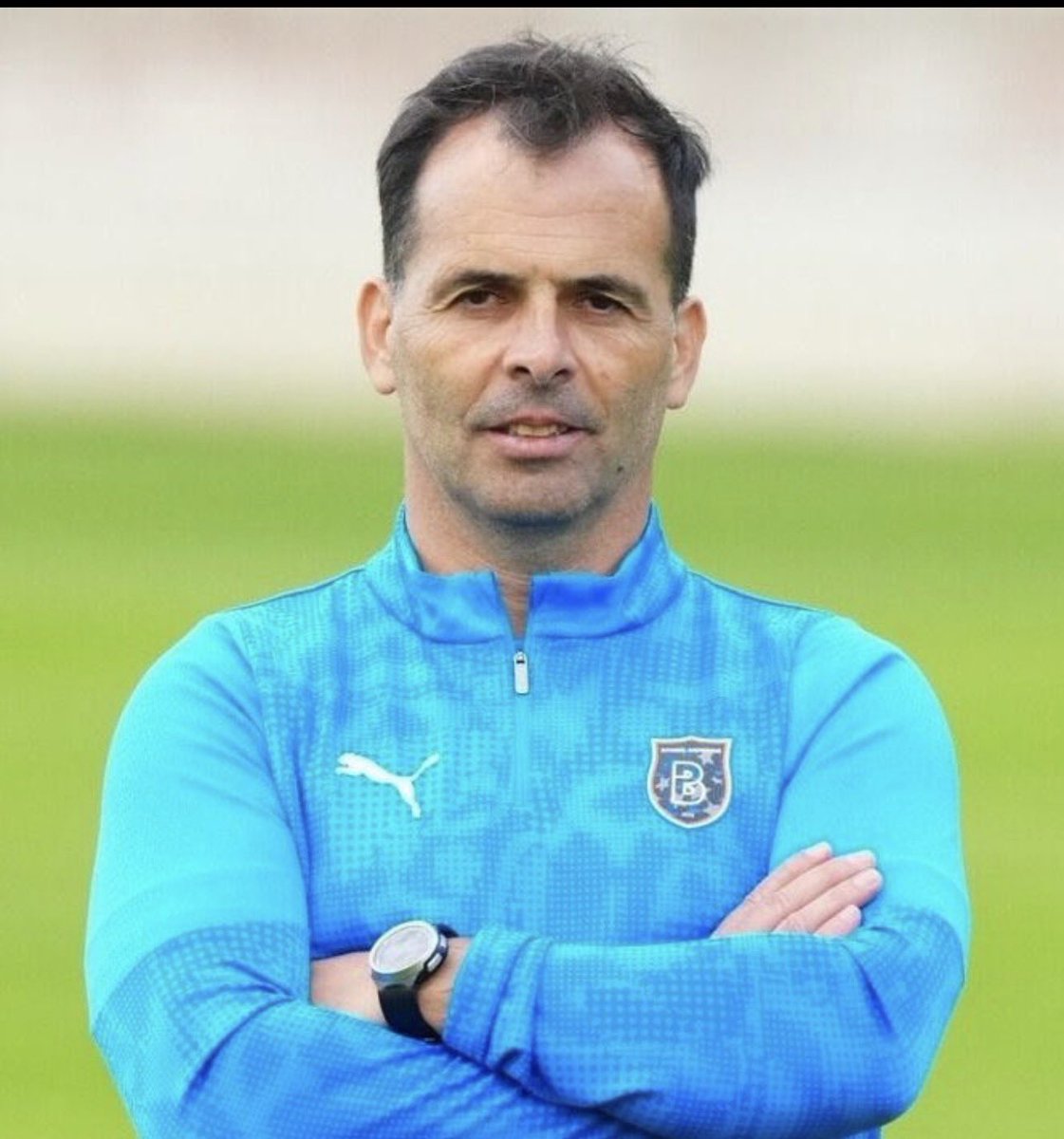 wall80x's tweet photo. امس كان محمد مسعد بيقود تدريبات الفريق اليوم 

- اليوم صار مدرب الرديف البرتغالي اللي مركزه ١٢ العام وكان بيهبط الفريق هو من سيقود تدريبات الفريق الاول ،، الحين عرفتوا ليه ضروري بيدرو لازم يمشي هو وحاشيته البرتغاليين https://t.co/pmISJw9glV