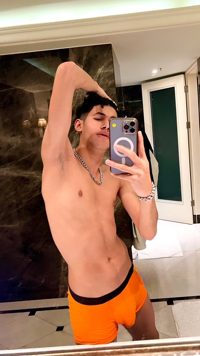 Alex__al12xA's tweet photo. Moroccan boy 🇲🇦 https://t.co/6rrQMVjr9q