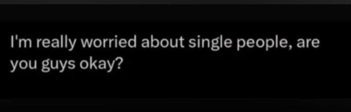 Wandeey_Y's tweet photo. These relationship people have become too comfortable ooo.🥺

They are now asking if we are okay.🤌
Dear Future Husband, your time is up sir. 

Start coming home osiso.🤲🥺😁 https://t.co/AfeIie7UwI