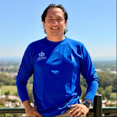 antoniosarabi's tweet photo. #NuevaFotoDePerfil

La vida nunca promete caminos fáciles. Habrá días en los que todo florezca y otros en los que parezca que el viento sopla en contra. Así es en el hogar, en el trabajo, en la familia y en cada sueño que decidimos perseguir. #México #virałpost https://t.co/5tYCEYxt9F