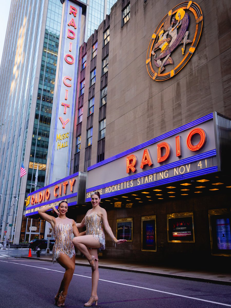Rockettes's tweet photo. The marquee says it all🎄✨ Christmas Spectacular tickets are on sale now!

🎟️: 
https://t.co/H5EkHYCe6w https://t.co/q6fLx0C1AL