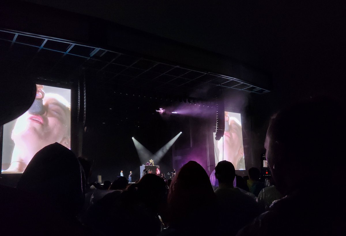 MonicaLSnider's tweet photo. Saw Lorde at Hinterland this weekend in the rain and it was amazing 💙 https://t.co/wvtL5o7iCd