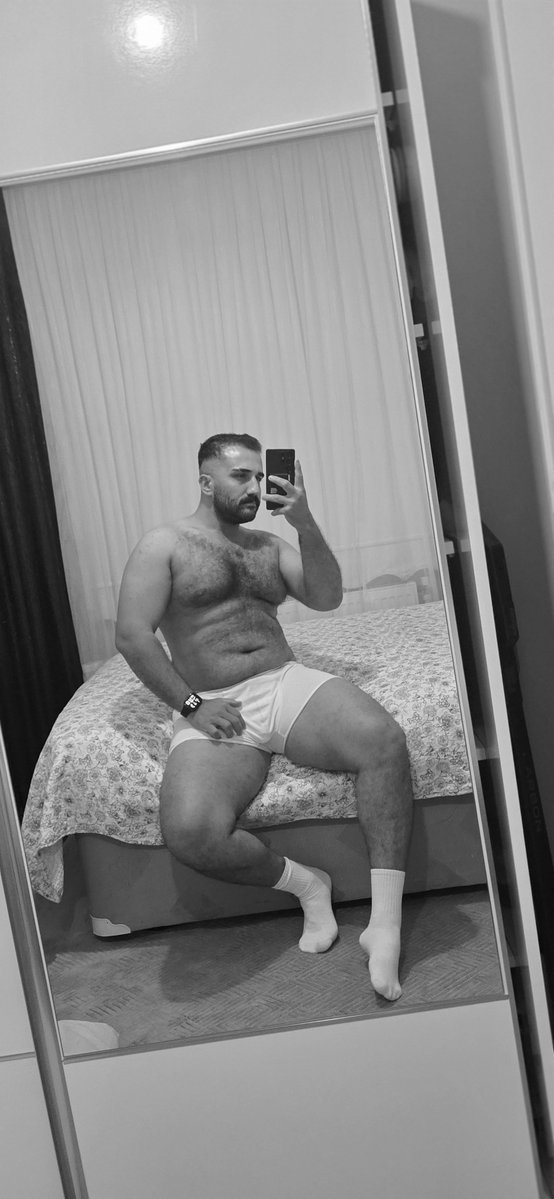 privman3434's tweet photo. Good night 😈 https://t.co/INhugcdHR0