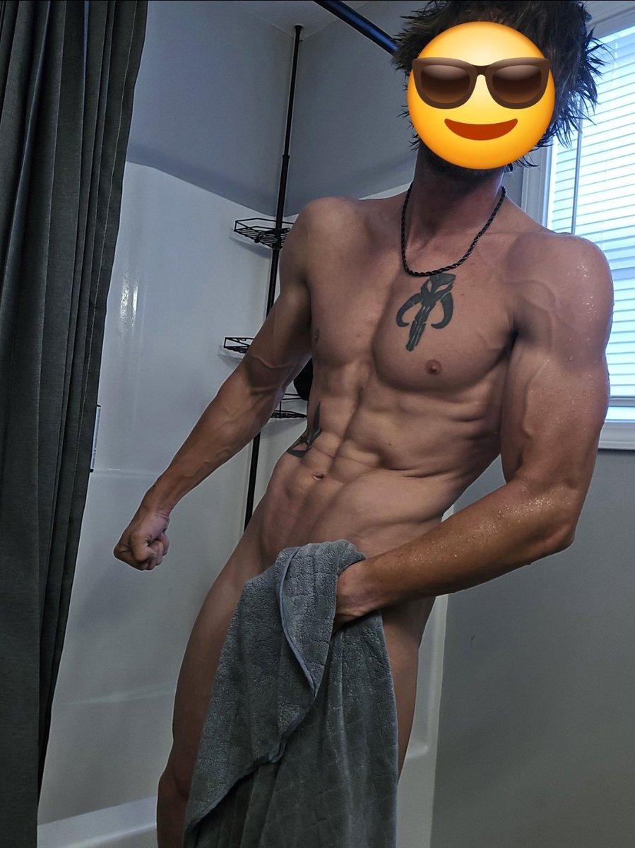 KALifter4's tweet photo. Selfie Sunday! 😏 https://t.co/2a031EXrgv