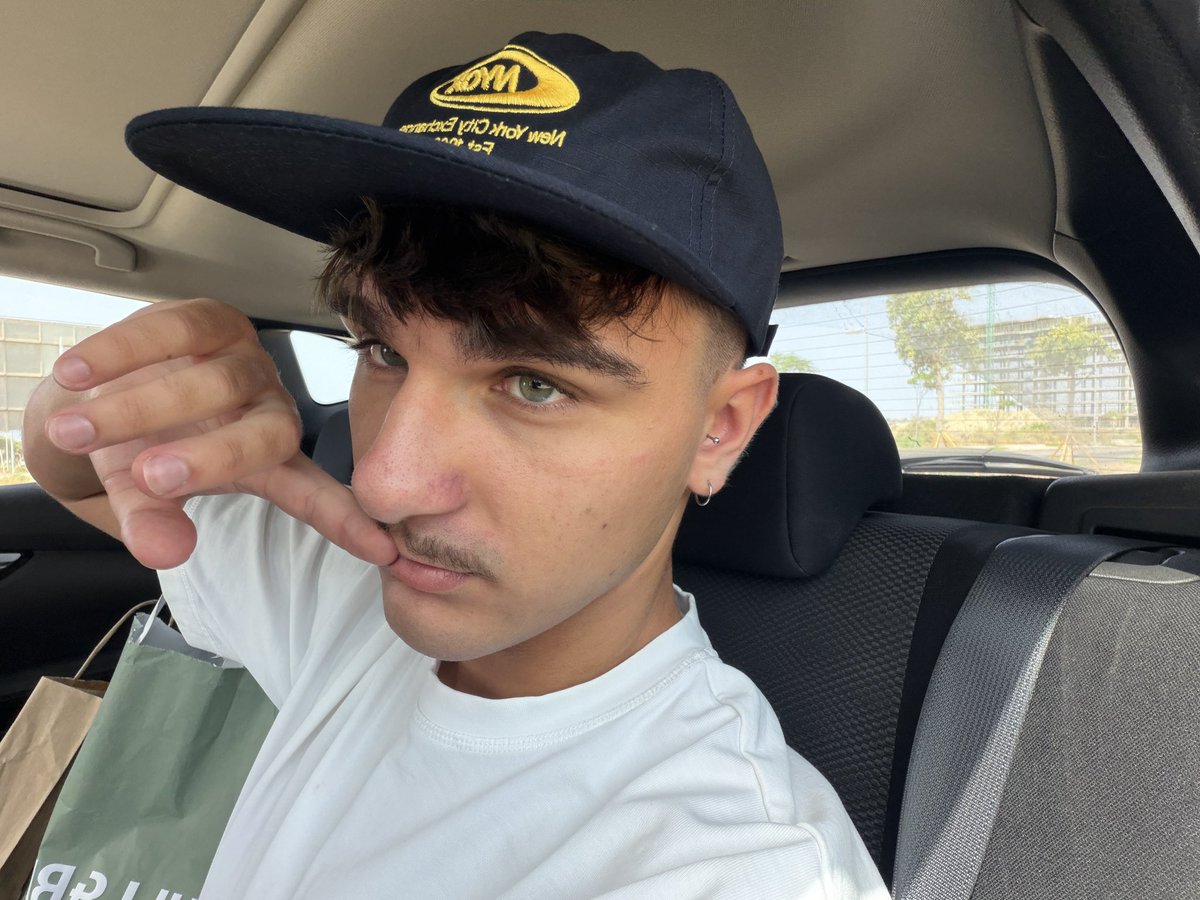 joderkevin tweet picture