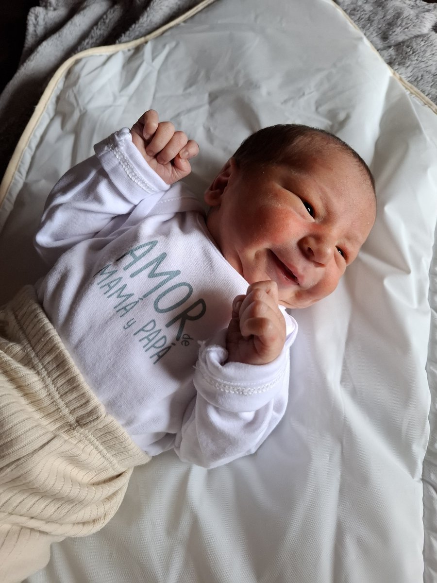 caamilanoguera's tweet photo. Gracias a la vida por permitirme vivir el ser tu mamá, te amo Benicio. ❤️‍🩹 https://t.co/x6FrKwpjgy