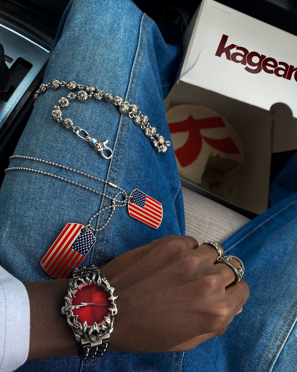 kagearchvs's tweet photo. one year of kagearchvs https://t.co/cVJfuoQxDl