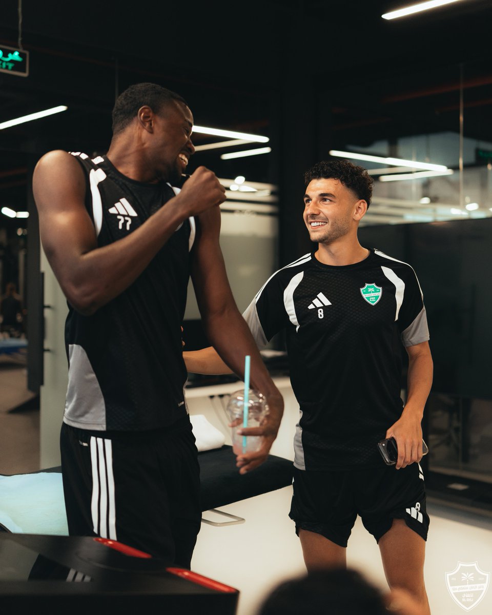 النادي الأهلي السعودي tweet media